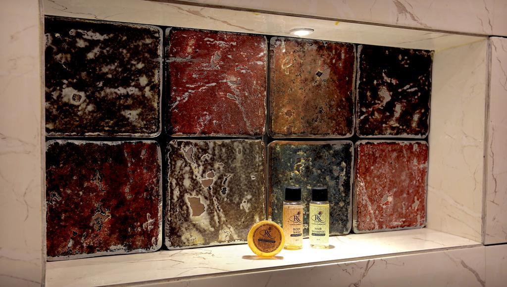 Hotel Rk Grande ルディヤーナー エクステリア 写真