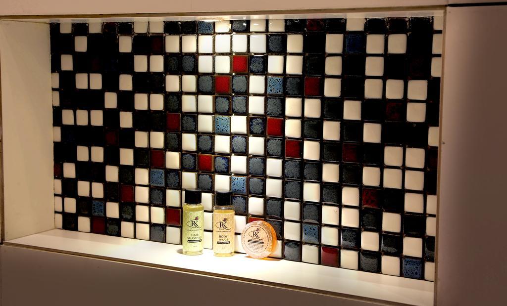 Hotel Rk Grande ルディヤーナー エクステリア 写真